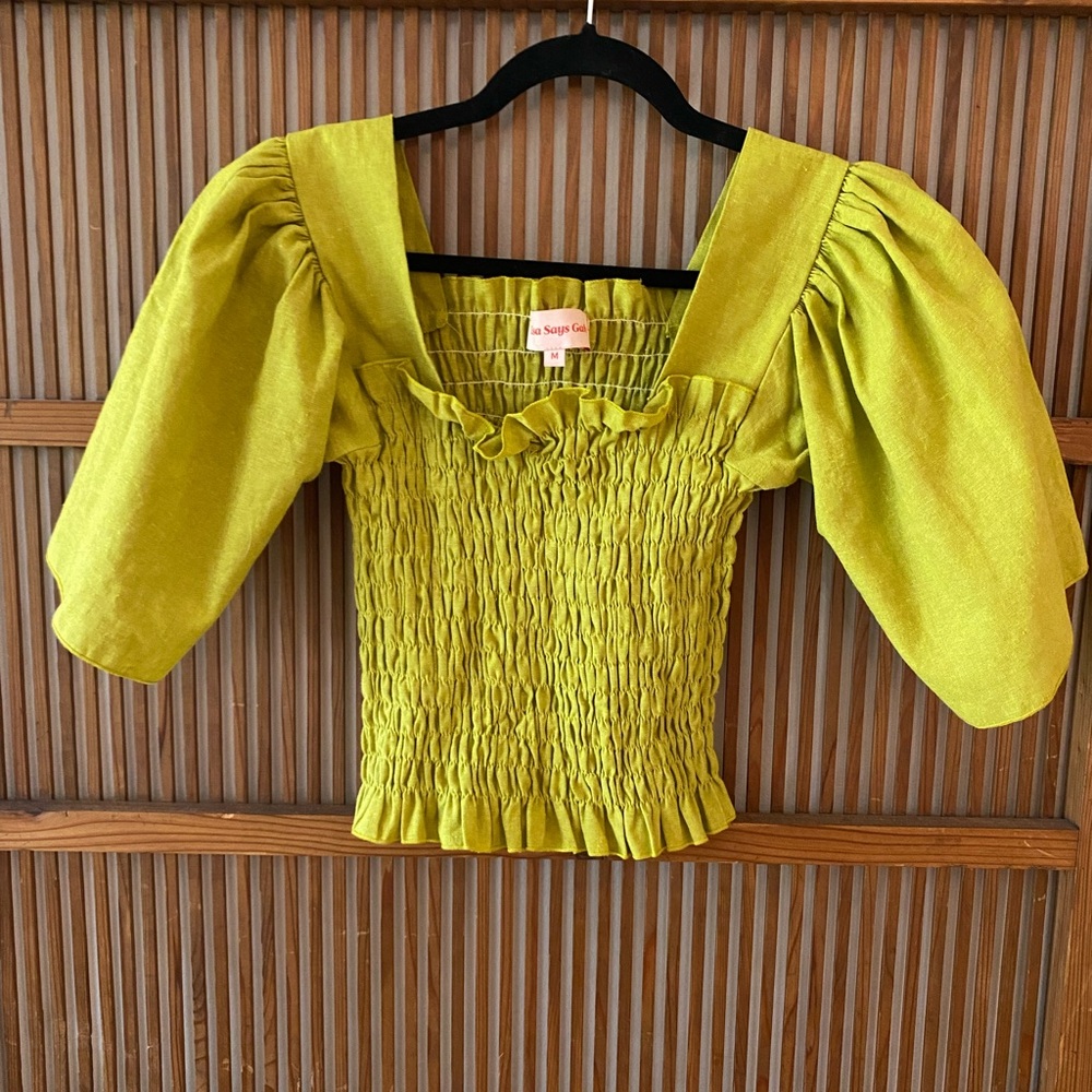 🥝 Lisa Says Gah Smocked Toni Top in Chartreuse M; limited edition!